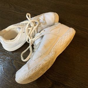 Nfinity Rival Cheer Shoes size 3 youth Y3